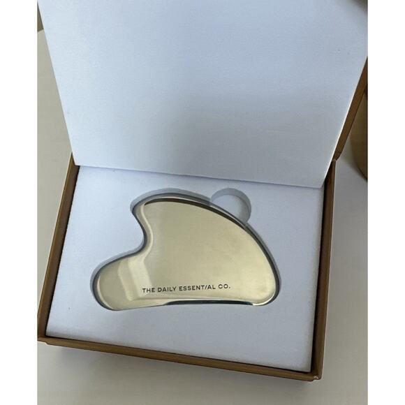 Gua Sha Facial Lifting Tool The Daily Essentials Co. Platinum Grade, Sculpting - Picture 4 of 5